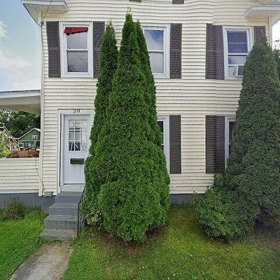 28 Fox St, Palmer, MA 01069