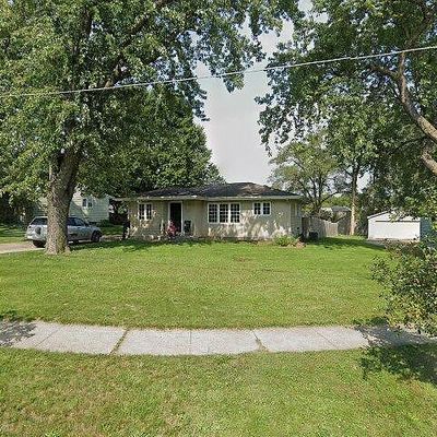 2800 Wedgewood Rd, Des Moines, IA 50317