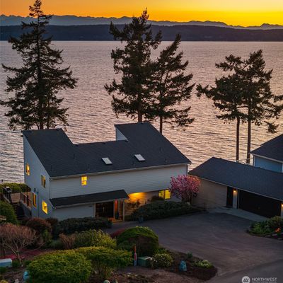 3480 Timothy Way, Camano Island, WA 98282