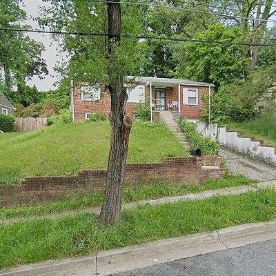 3520 28 Th Pkwy, Temple Hills, MD 20748