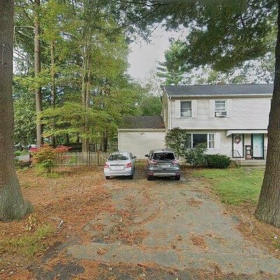 45 Woodlawn St #B, East Taunton, MA 02718