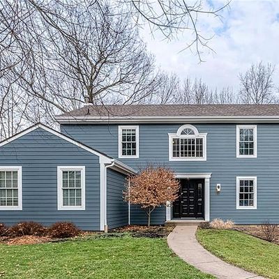 464 Monmouth Dr, Cranberry Township, PA 16066