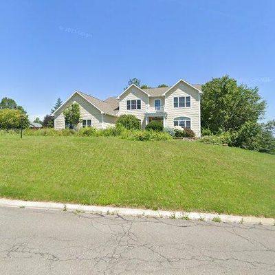 4975 Brittany Ln, Syracuse, NY 13215