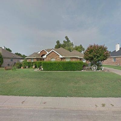 503 Columbia Ave, Waxahachie, TX 75165