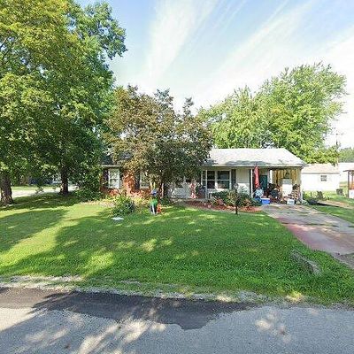 411 17 Th St, Carlyle, IL 62231