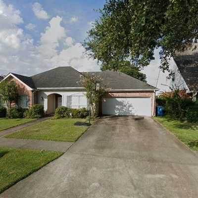 411 Darlene Dr, Lafayette, LA 70508