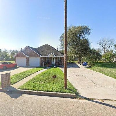 417 S 10 Th St, Donna, TX 78537