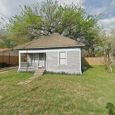 417 N Walnut St, Cleburne, TX 76033