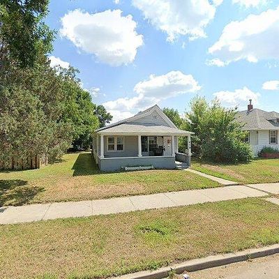 418 Washington Ave, Williston, ND 58801