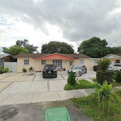 4322 Nw 203 Rd St, Miami Gardens, FL 33055