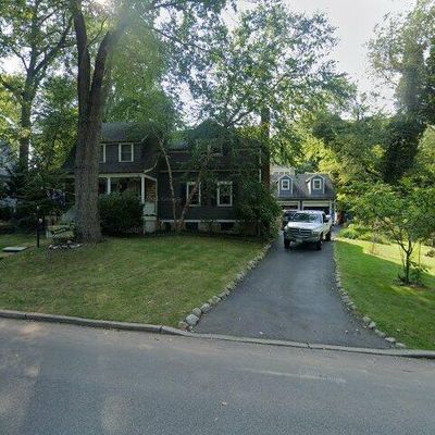 44 Columbus Ave, Closter, NJ 07624