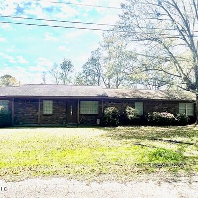 4408 Stratford Cir, Moss Point, MS 39563