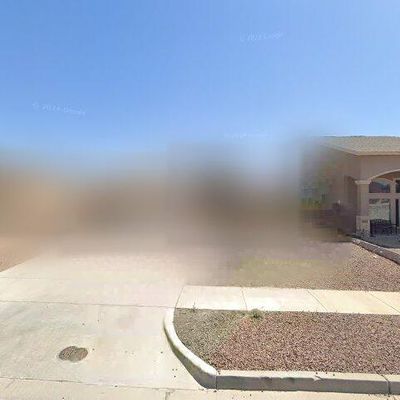 6019 Silver Park Ave, Santa Teresa, NM 88008