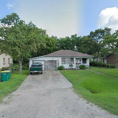 506 Azalea Dr, La Marque, TX 77568