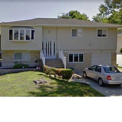 51 Mason Ln, Levittown, NY 11756