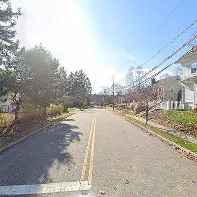 51 Linwood Ter, Caldwell, NJ 07006