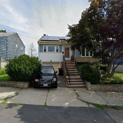 52 Violet St, Mattapan, MA 02126