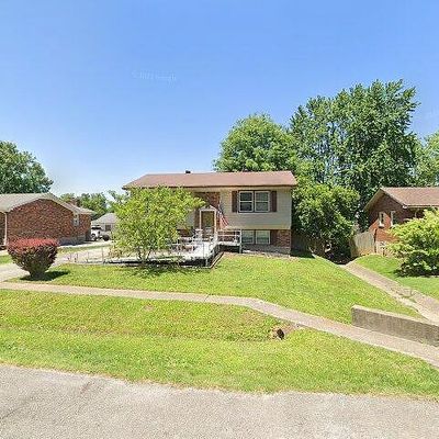 5208 Mount Marcy Rd, Louisville, KY 40216