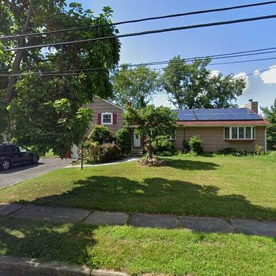 522 Willow Ave, Piscataway, NJ 08854