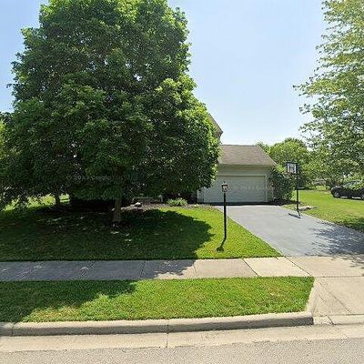 726 Bovee Ln, Powell, OH 43065