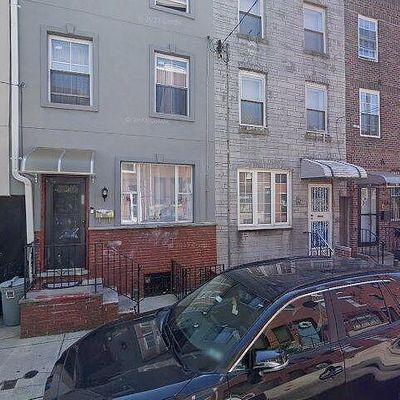 734 Earp St, Philadelphia, PA 19147