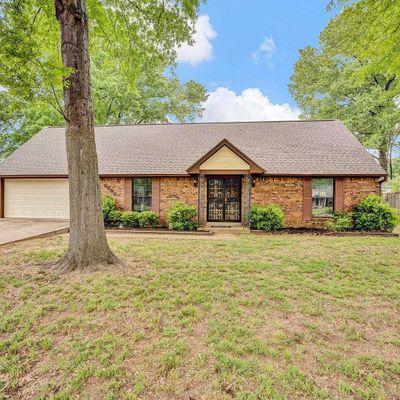 6338 Northampton Dr, Bartlett, TN 38134