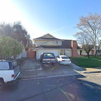 645 Brookfield Dr, Livermore, CA 94551