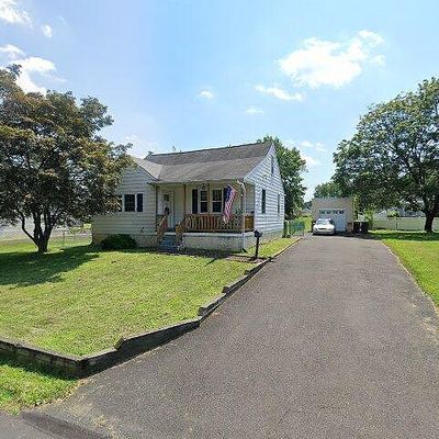 65 Poplar Ave, Warrington, PA 18976