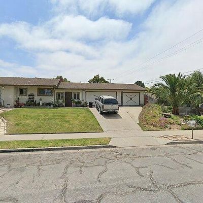 660 Fern Ln, Santa Maria, CA 93455