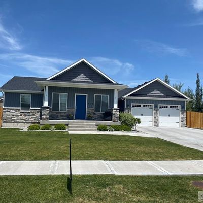 678 Vanguard Pl, Idaho Falls, ID 83402