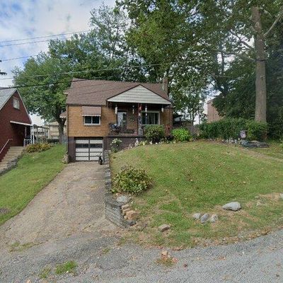 86 N Broadway Ave, North Versailles, PA 15137