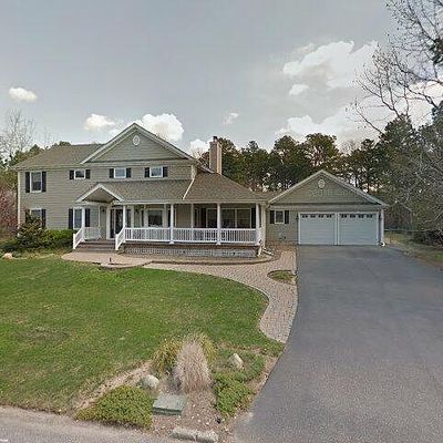 95 Henearly Dr, Miller Place, NY 11764