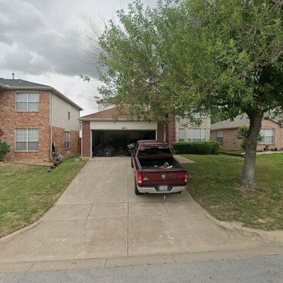 8035 Southern Pine Way, Fort Worth, TX 76123