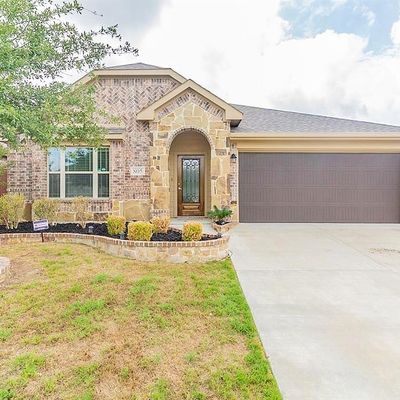 805 Richwood Dr, Crowley, TX 76036