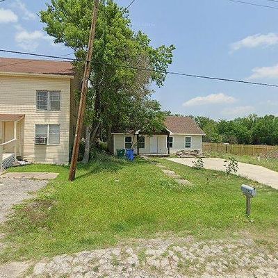 807 E 3 Rd St, Taylor, TX 76574