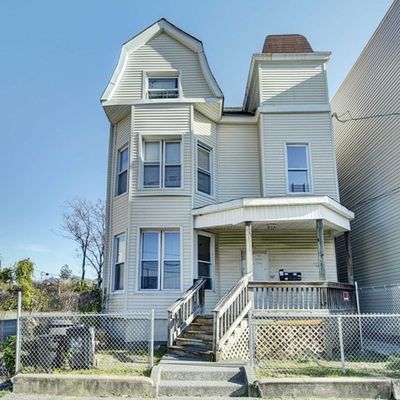 81 Auburn St, Paterson, NJ 07501