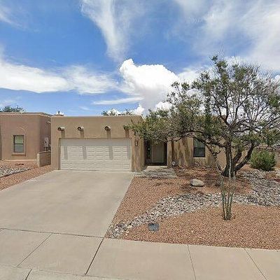 831 Chile Ln, Las Cruces, NM 88001