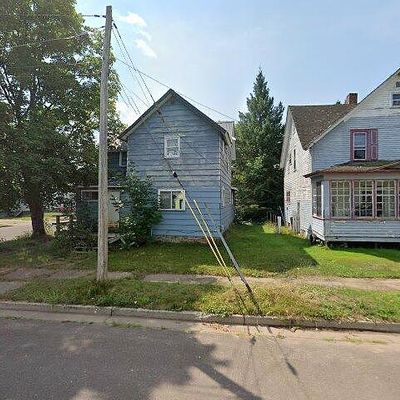 1008 Kuivinen St, Wakefield, MI 49968