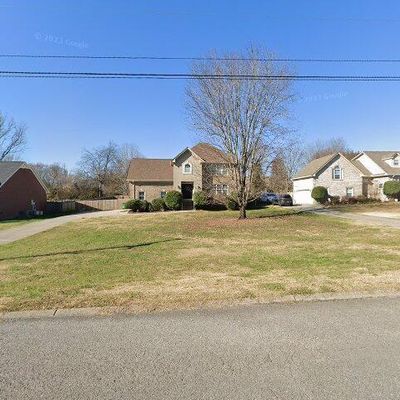 1038 Bending Chestnut Dr, Lebanon, TN 37087