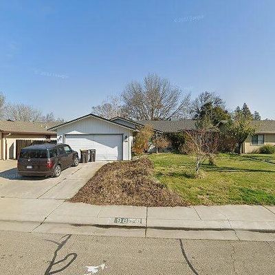 9844 Country Meadow Dr, Stockton, CA 95209