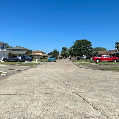 13 Joya Loma St, Harvey, LA 70058