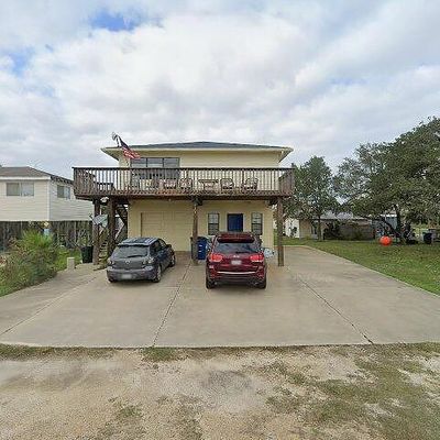 1106 W Jefferson Ave, Port O Connor, TX 77982