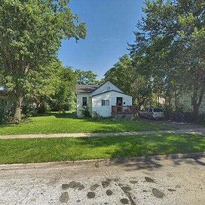 1423 Seymour Ave, North Chicago, IL 60064