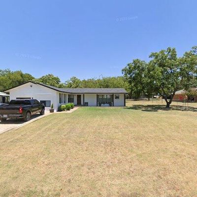 144 College Ave, Oglesby, TX 76561