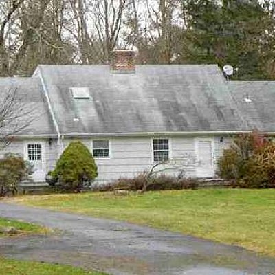 16 Briar Oak Dr, Weston, CT 06883