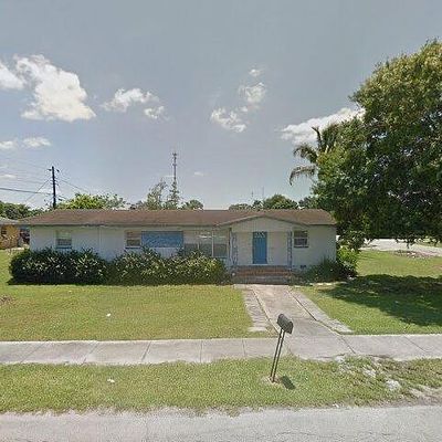1396 Nw Avenue D, Belle Glade, FL 33430