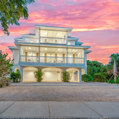 141 Avenida Veneccia, Sarasota, FL 34242