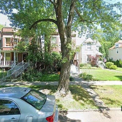 1844 W Estes Ave, Chicago, IL 60626