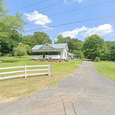 186 Holly St, Franklinville, NC 27248