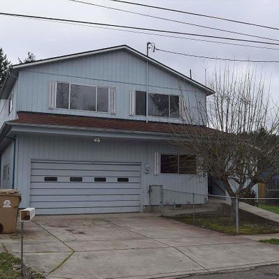 1875 Grape St, Sweet Home, OR 97386